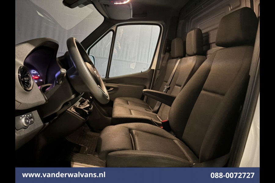 Mercedes-Benz Sprinter 317 CDI 170pk L3H2 Euro6 Airco | 360 Graden Camera | Navigatie | Chauffeursstoel | Apple Carplay Cruisecontrol, Android Auto, Stoelverwarming, 270 Graden Achterdeuren, Parkeersensoren, Bijrijdersbank
