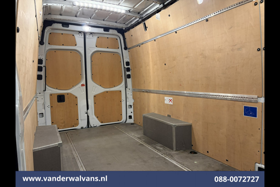 Mercedes-Benz Sprinter 317 CDI 170pk L3H2 Euro6 Airco | 360 Graden Camera | Navigatie | Chauffeursstoel | Apple Carplay Cruisecontrol, Android Auto, Stoelverwarming, 270 Graden Achterdeuren, Parkeersensoren, Bijrijdersbank