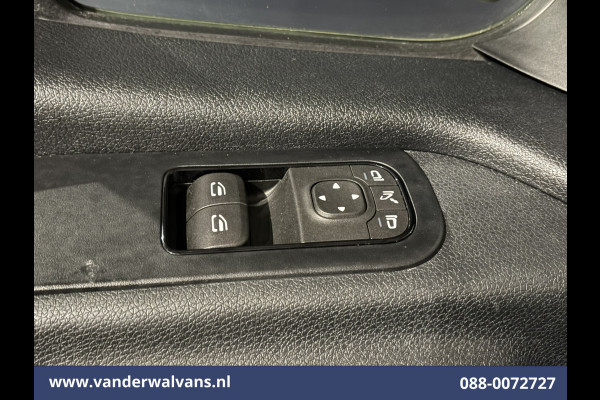Mercedes-Benz Sprinter 317 CDI 170pk L3H2 Euro6 Airco | 360 Graden Camera | Navigatie | Chauffeursstoel | Apple Carplay Cruisecontrol, Android Auto, Stoelverwarming, 270 Graden Achterdeuren, Parkeersensoren, Bijrijdersbank