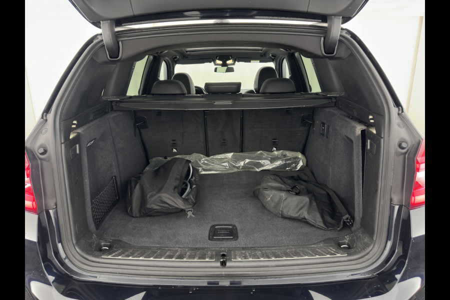 BMW iX3 High Executive 80 kWh [3-Fase-11kW] {SoH-99%} (INCL-BTW) Aut. *PANO | LEATHER | HARMAN/KARDON | ADAPTIVE-CRUISE | FULL-LED | BLINDSPOT | MEMORY-PACK | DIGI-COCKPIT | HEATED-SPORTSEATS | KEYLESS | CAMERA | DAB+ | TOWBAR | HEAD-UP | 20''AL
