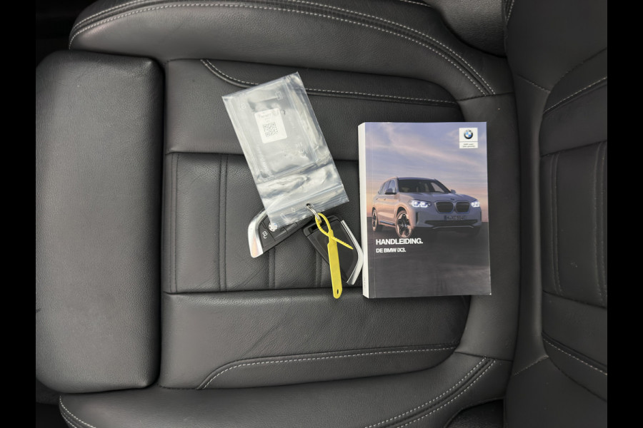 BMW iX3 High Executive 80 kWh [3-Fase-11kW] {SoH-99%} (INCL-BTW) Aut. *PANO | LEATHER | HARMAN/KARDON | ADAPTIVE-CRUISE | FULL-LED | BLINDSPOT | MEMORY-PACK | DIGI-COCKPIT | HEATED-SPORTSEATS | KEYLESS | CAMERA | DAB+ | TOWBAR | HEAD-UP | 20''AL
