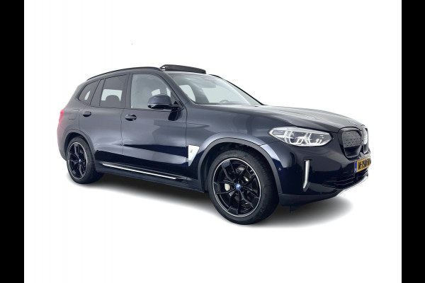 BMW iX3 High Executive 80 kWh [3-Fase-11kW] {SoH-99%} (INCL-BTW) Aut. *PANO | LEATHER | HARMAN/KARDON | ADAPTIVE-CRUISE | FULL-LED | BLINDSPOT | MEMORY-PACK | DIGI-COCKPIT | HEATED-SPORTSEATS | KEYLESS | CAMERA | DAB+ | TOWBAR | HEAD-UP | 20''AL