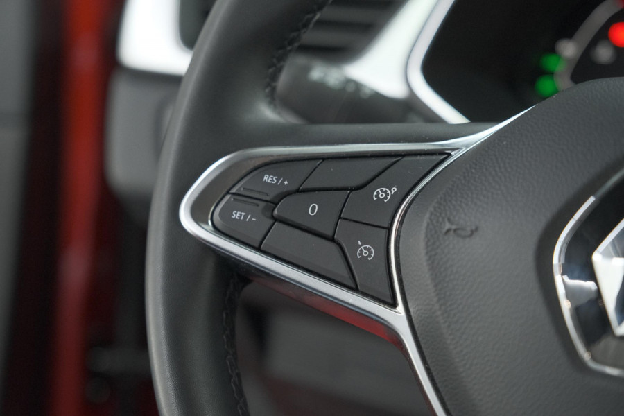 Renault Captur TCe 90 Intens | Navigatie | Camera | Parkeersensoren voor + achter | Apple Carplay