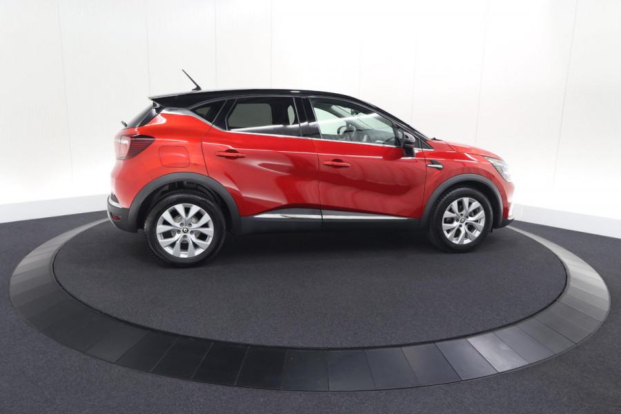 Renault Captur TCe 90 Intens | Navigatie | Camera | Parkeersensoren voor + achter | Apple Carplay