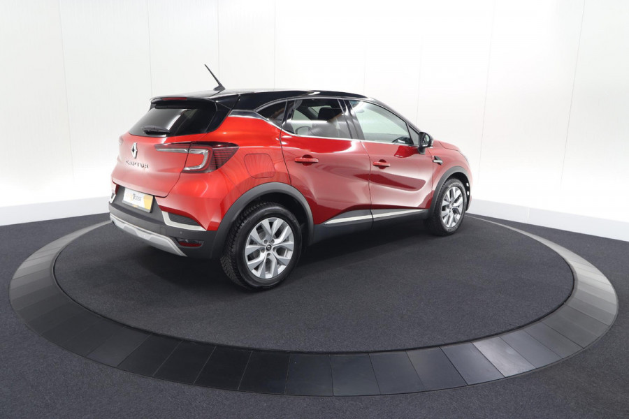 Renault Captur TCe 90 Intens | Navigatie | Camera | Parkeersensoren voor + achter | Apple Carplay