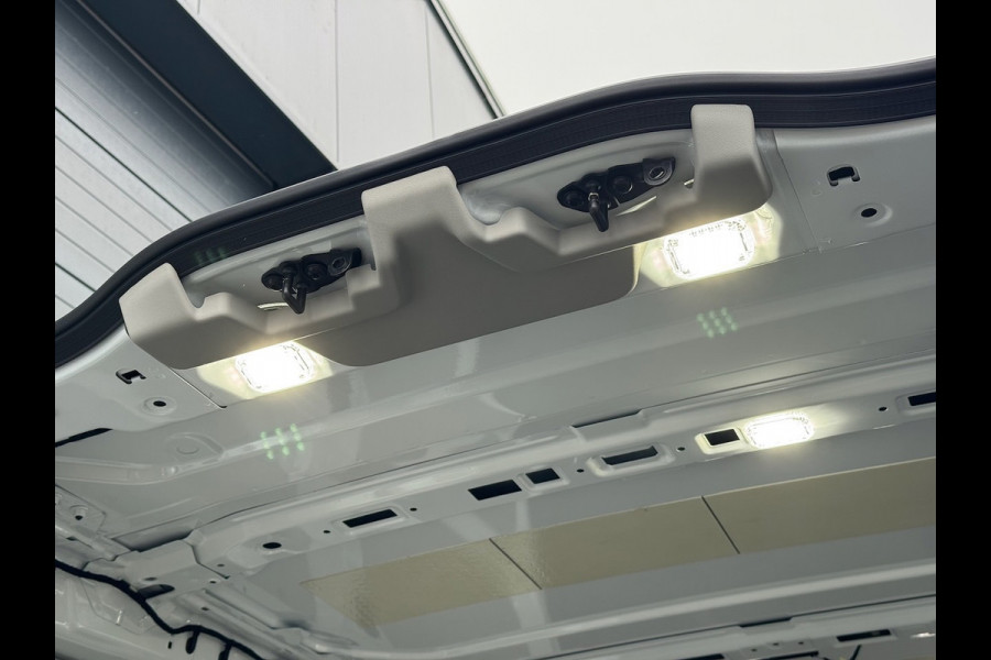 Ford Transit Custom 300 2.0 TDCI L1H1 Trend 136pk | CarPlay | Stuur + stoelverwarming | Camera | Cruise | Laadvloer | LED | #84939