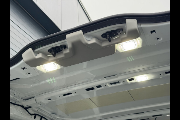 Ford Transit Custom 300 2.0 TDCI L1H1 Trend 136pk | CarPlay | Stuur + stoelverwarming | Camera | Cruise | Laadvloer | LED | #84939