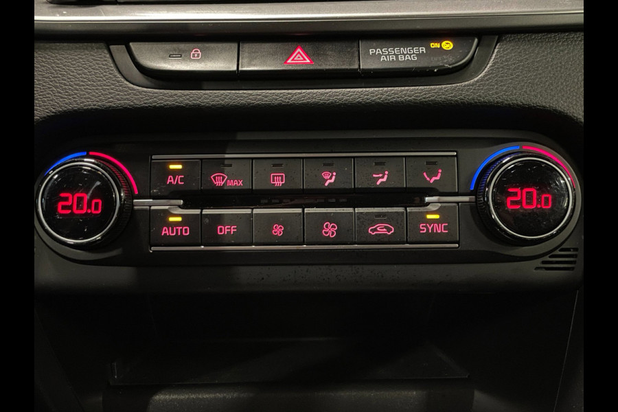 Kia Ceed 1.0 T-GDi MHEV DynamicLine|AUTOMAAT|CARPLAY|CAMERA|CRUISE+CLIMATE CONTROL|NAVIGATIE|LANE-ASSIST|PDC-A|NAP|NL-AUTO|IN.BTW|