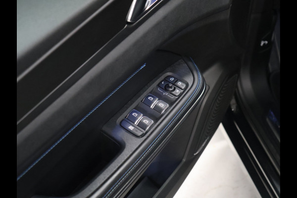 Lynk & Co 01 1.5 [SCHUIFKANTELDAK, TREKHAAK, APPLE CARPLAY, ANDROID, ADAPTIVE CRUISE CONTROL, STOELVERWARMING, MEMORY SEATS, CAMERA, DIGITAL DASH, INFINITY SOUND SYSTEM, DRAADLOOS OPLADEN, ELEKTRISCHE ACHTERK