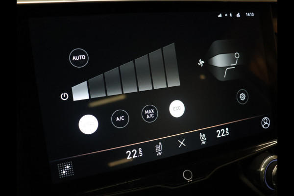 Lynk & Co 01 1.5 [SCHUIFKANTELDAK, TREKHAAK, APPLE CARPLAY, ANDROID, ADAPTIVE CRUISE CONTROL, STOELVERWARMING, MEMORY SEATS, CAMERA, DIGITAL DASH, INFINITY SOUND SYSTEM, DRAADLOOS OPLADEN, ELEKTRISCHE ACHTERK