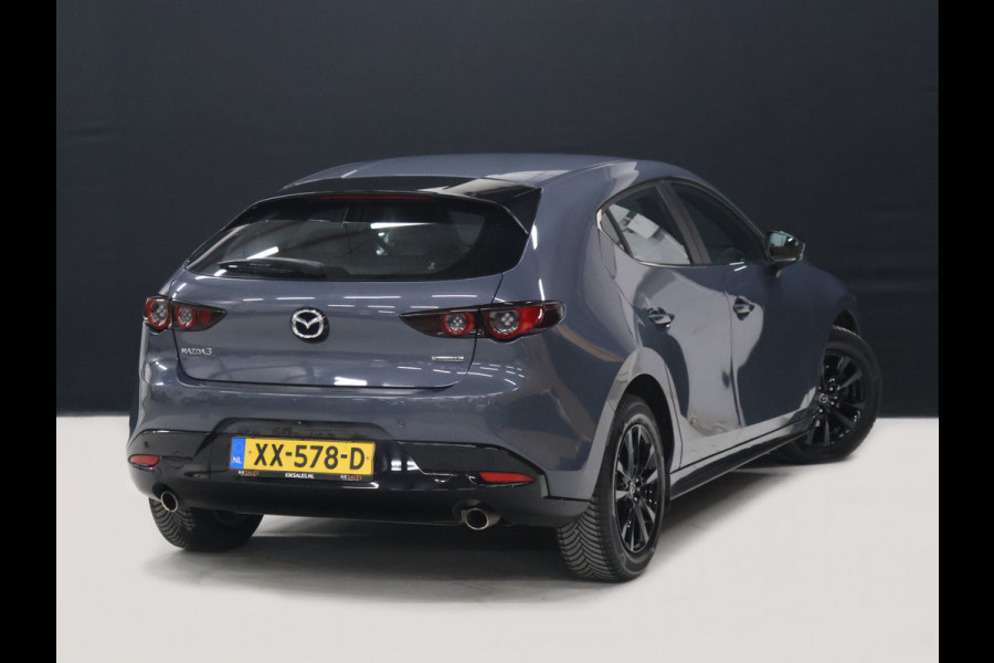 Mazda 3 2.0 e-SkyActiv-G M Hybrid 122 Comfort met Bose [APAPTIVE CRUISE CONTROL, APPLE CARPLAY, ANDROID, BOSE SOUND SYSTEM, MEMORY SEATS, STOELVERWARMING STUUR VERWARMING, CAMERA, PDC V+A, BLUETOOTH, LEDER, LED, ELEKTRISCHE ACHTERKLEP, NAVIGATIE,
