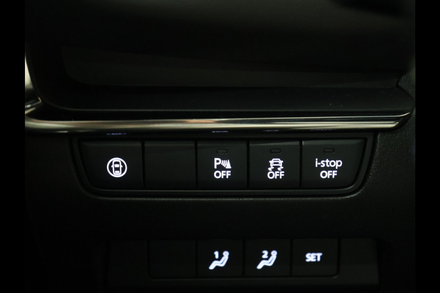 Mazda 3 2.0 e-SkyActiv-G M Hybrid 122 Comfort met Bose [APAPTIVE CRUISE CONTROL, APPLE CARPLAY, ANDROID, BOSE SOUND SYSTEM, MEMORY SEATS, STOELVERWARMING STUUR VERWARMING, CAMERA, PDC V+A, BLUETOOTH, LEDER, LED, ELEKTRISCHE ACHTERKLEP, NAVIGATIE,