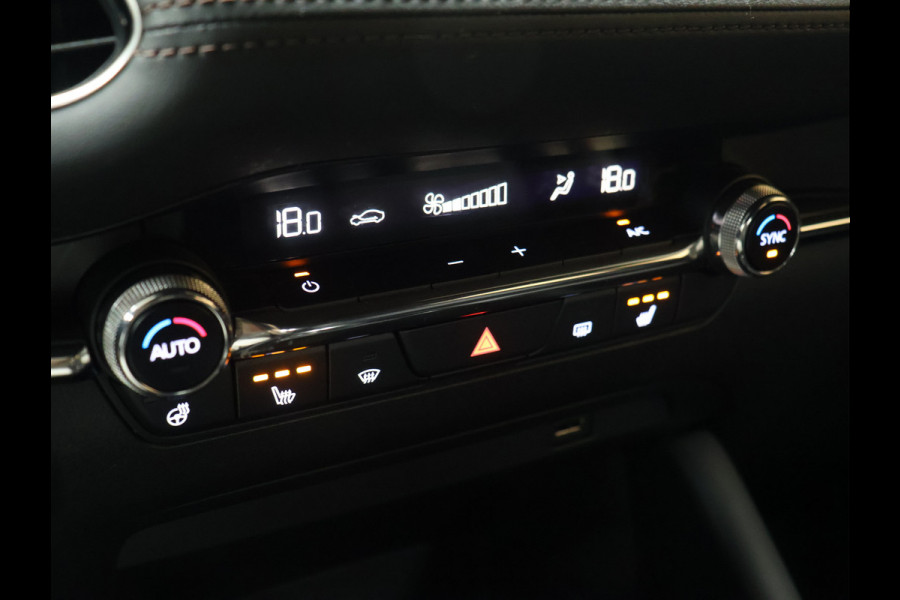Mazda 3 2.0 e-SkyActiv-G M Hybrid 122 Comfort met Bose [APAPTIVE CRUISE CONTROL, APPLE CARPLAY, ANDROID, BOSE SOUND SYSTEM, MEMORY SEATS, STOELVERWARMING STUUR VERWARMING, CAMERA, PDC V+A, BLUETOOTH, LEDER, LED, ELEKTRISCHE ACHTERKLEP, NAVIGATIE,