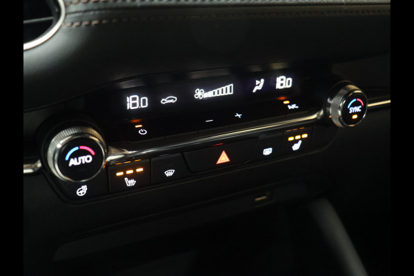 Mazda 3 2.0 e-SkyActiv-G M Hybrid 122 Comfort met Bose [APAPTIVE CRUISE CONTROL, APPLE CARPLAY, ANDROID, BOSE SOUND SYSTEM, MEMORY SEATS, STOELVERWARMING STUUR VERWARMING, CAMERA, PDC V+A, BLUETOOTH, LEDER, LED, ELEKTRISCHE ACHTERKLEP, NAVIGATIE,