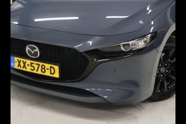 Mazda 3 2.0 e-SkyActiv-G M Hybrid 122 Comfort met Bose [APAPTIVE CRUISE CONTROL, APPLE CARPLAY, ANDROID, BOSE SOUND SYSTEM, MEMORY SEATS, STOELVERWARMING STUUR VERWARMING, CAMERA, PDC V+A, BLUETOOTH, LEDER, LED, ELEKTRISCHE ACHTERKLEP, NAVIGATIE,