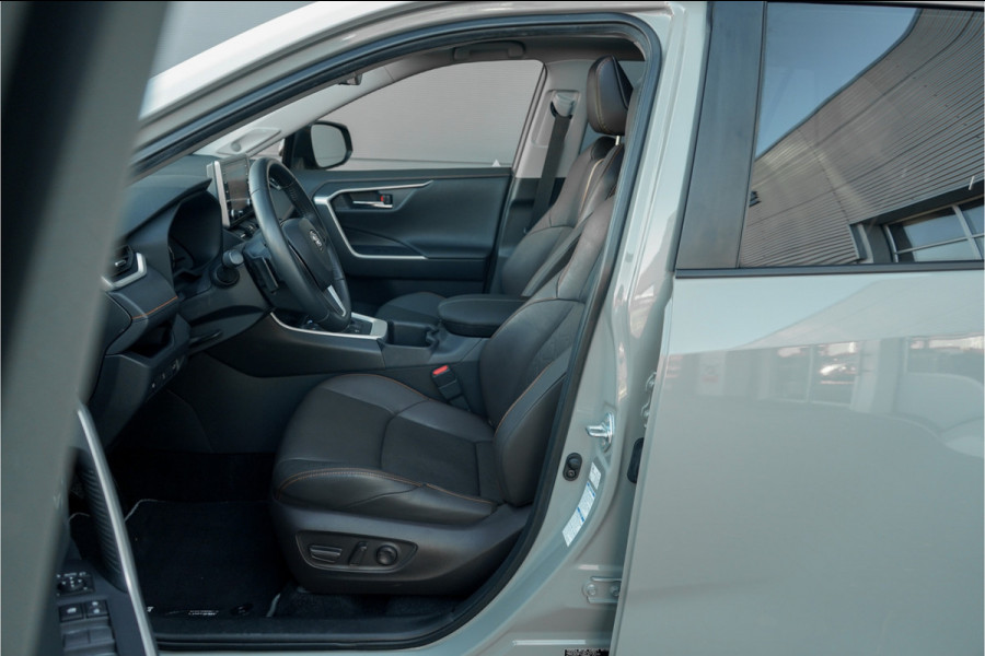 Toyota RAV4 2.5 Hybrid AWD ADVENTURE Pano JBL