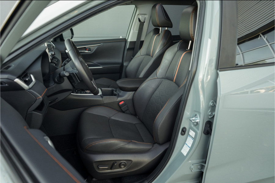 Toyota RAV4 2.5 Hybrid AWD ADVENTURE Pano JBL