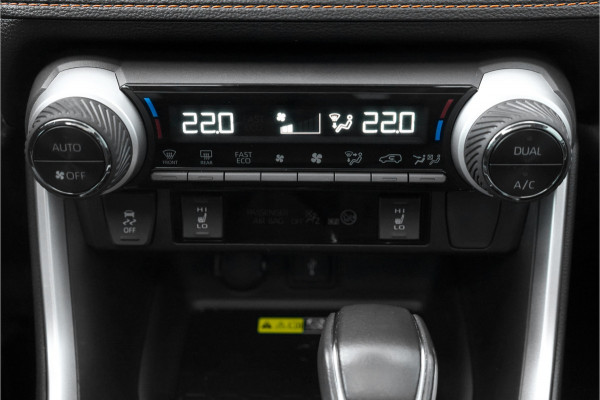 Toyota RAV4 2.5 Hybrid AWD ADVENTURE Pano JBL