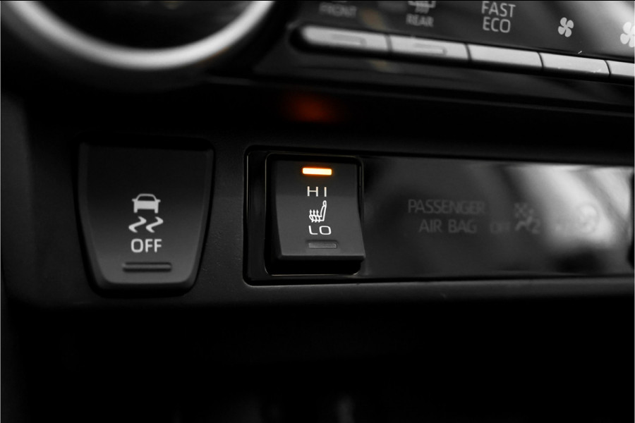 Toyota RAV4 2.5 Hybrid AWD ADVENTURE Pano JBL