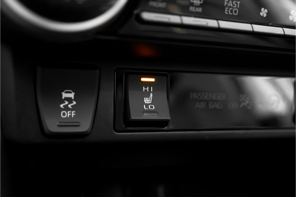 Toyota RAV4 2.5 Hybrid AWD ADVENTURE Pano JBL