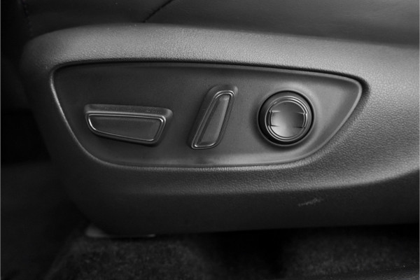 Toyota RAV4 2.5 Hybrid AWD ADVENTURE Pano JBL