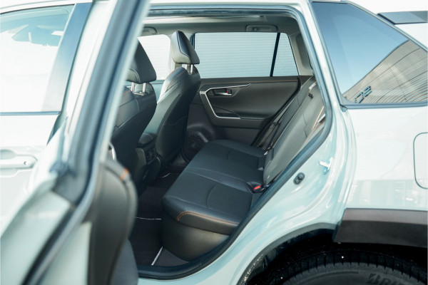 Toyota RAV4 2.5 Hybrid AWD ADVENTURE Pano JBL
