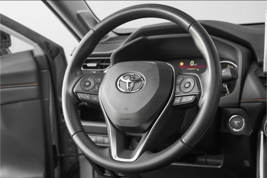 Toyota RAV4 2.5 Hybrid AWD ADVENTURE Pano JBL
