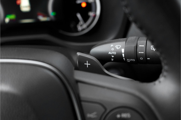 Toyota RAV4 2.5 Hybrid AWD ADVENTURE Pano JBL