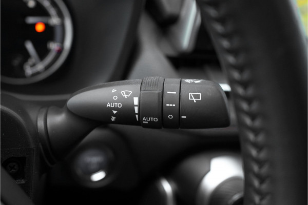 Toyota RAV4 2.5 Hybrid AWD ADVENTURE Pano JBL
