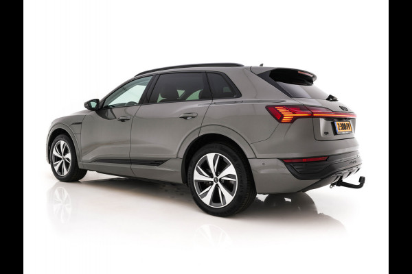 Audi Q8 e-tron 50 quattro Advanced Edition 95 kWh [3-Fase-22kW] {SoH-99%} (INCL-BTW)  Aut. *LEATHER | FULL-LED | MEMORY-PACK | ADAPTIVE-CRUISE | CAMERA | PRIVACY-GLASS | DIGI-COCKPIT | SHIFTPADDLES | DAB | AMBIENTLIGHT | TOWBAR | 20''ALU*