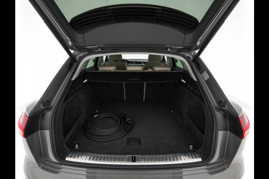 Audi Q8 e-tron 50 quattro Advanced Edition 95 kWh [3-Fase-22kW] {SoH-99%} (INCL-BTW)  Aut. *LEATHER | FULL-LED | MEMORY-PACK | ADAPTIVE-CRUISE | CAMERA | PRIVACY-GLASS | DIGI-COCKPIT | SHIFTPADDLES | DAB | AMBIENTLIGHT | TOWBAR | 20''ALU*
