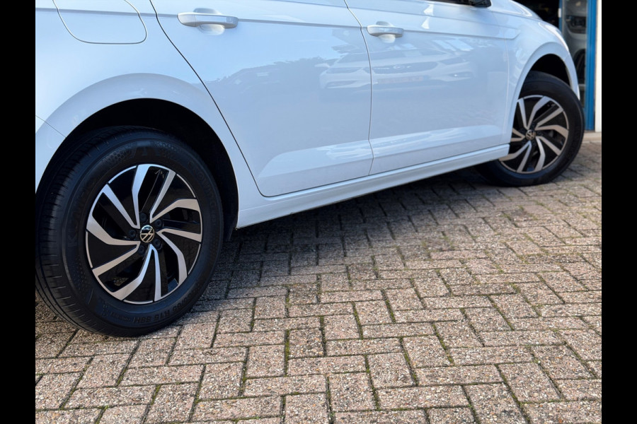 Volkswagen Polo 1.0 TSI Life Edition 2024 WIT NAVI NAP BTW!