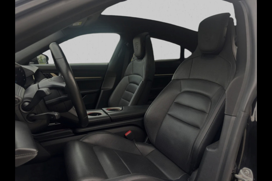 Porsche Taycan 4S Performance Plus 84 kWh (Dealer ondH, Sport Chrono, Panorama, StoelVK, StoelV, Passagiers Display, 360 Cam,Etc))