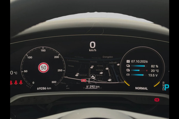 Porsche Taycan 4S Performance Plus 84 kWh (Dealer ondH, Sport Chrono, Panorama, StoelVK, StoelV, Passagiers Display, 360 Cam,Etc))