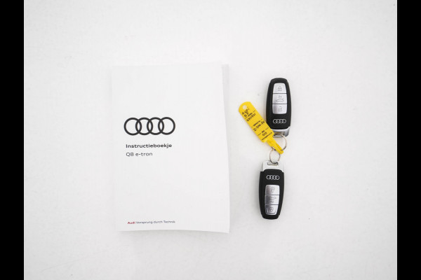 Audi Q8 e-tron 50 quattro Advanced Edition 95 kWh [3-Fase-22kW] {SoH-99%} (INCL-BTW)  Aut. *LEATHER | FULL-LED | MEMORY-PACK | ADAPTIVE-CRUISE | CAMERA | PRIVACY-GLASS | DIGI-COCKPIT | SHIFTPADDLES | DAB | AMBIENTLIGHT | TOWBAR | 20''ALU*