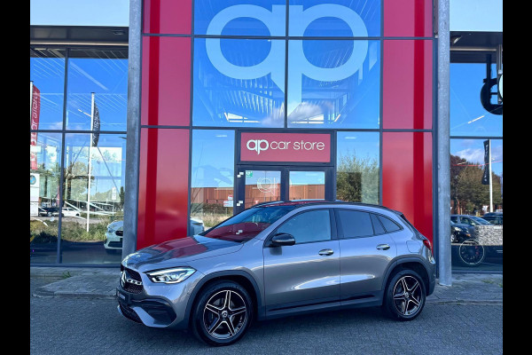 Mercedes-Benz GLA 250 e AMG Line | Panorama | Camera | Parksens | Sfeerverlichting | Carplay | Keyless | BTW Auto