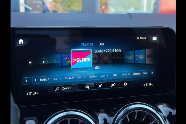 Mercedes-Benz GLA 250 e AMG Line | Panorama | Camera | Parksens | Sfeerverlichting | Carplay | Keyless | BTW Auto
