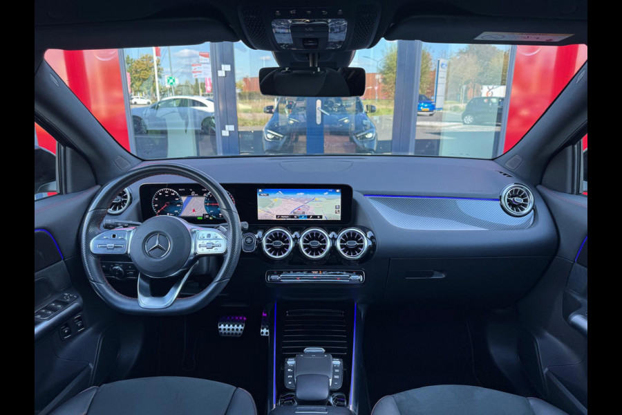 Mercedes-Benz GLA 250 e AMG Line | Panorama | Camera | Parksens | Sfeerverlichting | Carplay | Keyless | BTW Auto
