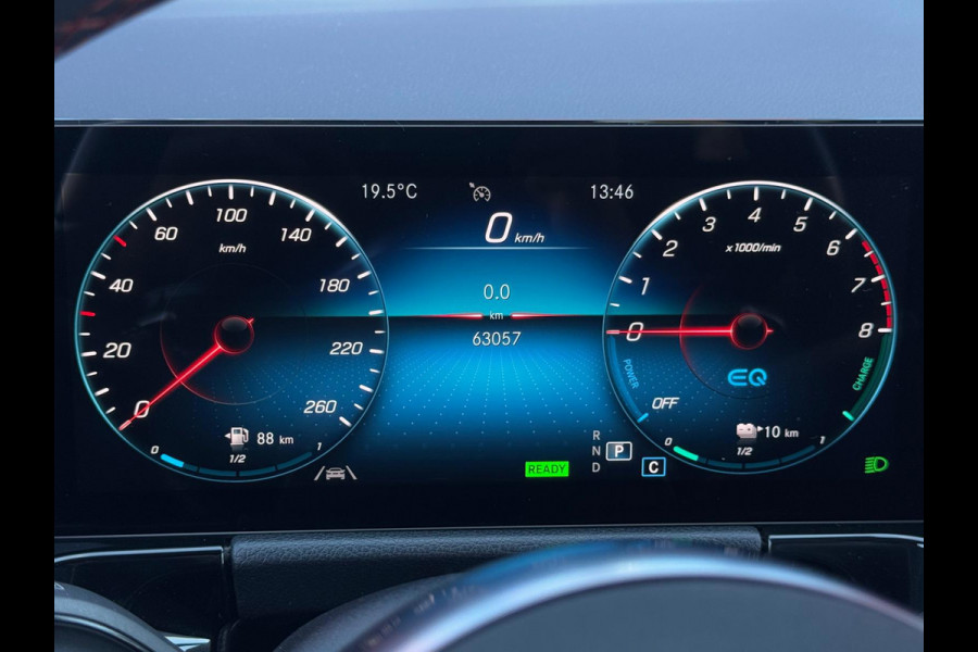 Mercedes-Benz GLA 250 e AMG Line | Panorama | Camera | Parksens | Sfeerverlichting | Carplay | Keyless | BTW Auto