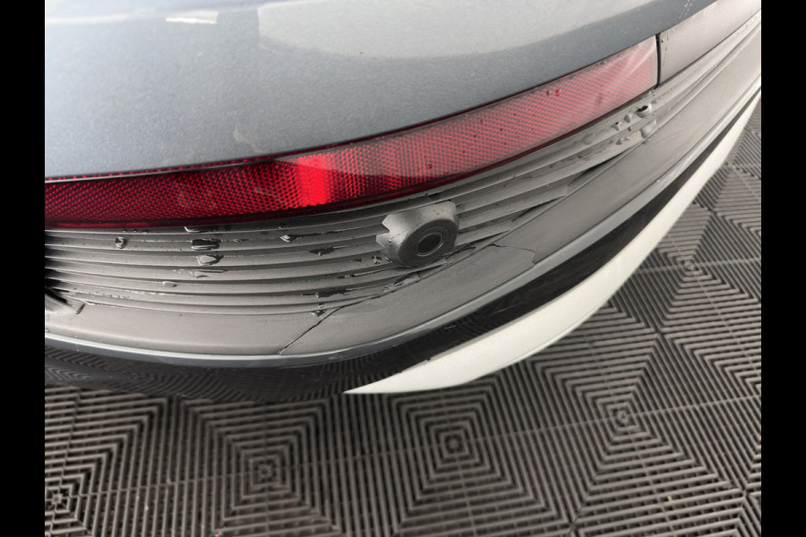 Audi Q4 e-tron 35 Launch edition Advanced Plus 55 kWh (INCL-BTW) Aut. *HEAT-PUMP | PANO | LEATHER | ADAPTIVE-CRUISE | MATRIX-LED | KEYLESS | SONOS-SOUND |  DIGI-COCKPIT | DAB | CARPLAY | HEATED-SPORTSEATS | CRUISE | 19''ALU*