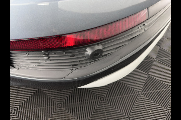 Audi Q4 e-tron 35 Launch edition Advanced Plus 55 kWh (INCL-BTW) Aut. *HEAT-PUMP | PANO | LEATHER | ADAPTIVE-CRUISE | MATRIX-LED | KEYLESS | SONOS-SOUND |  DIGI-COCKPIT | DAB | CARPLAY | HEATED-SPORTSEATS | CRUISE | 19''ALU*