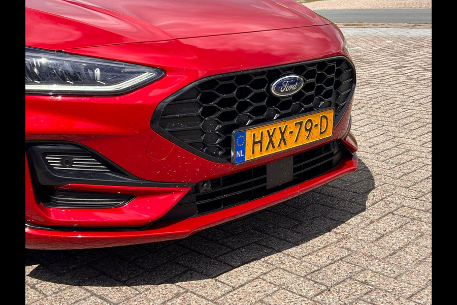 Ford FOCUS Wagon 1.0 EcoBoost Hybrid ST Line | 155pk |  Winterpack | Driver Assistance Pack | Orig. NL auto | Dodehoeksensoren | Adaptive cruise control | Camera