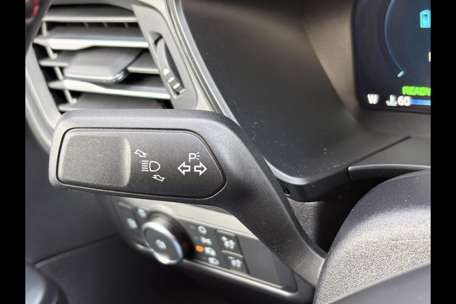 Ford Kuga 2.5 PHEV ST-Line 243pk |  Orig. NL Auto |  Panoramadak | Winter Pack | Head up Display | Adaptive LED