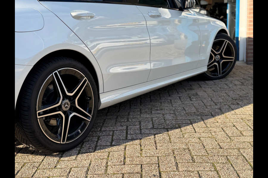 Mercedes-Benz C-Klasse 180 Premium Pack 2019 AUT PANO FULL!