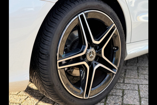 Mercedes-Benz C-Klasse 180 Premium Pack 2019 AUT PANO FULL!