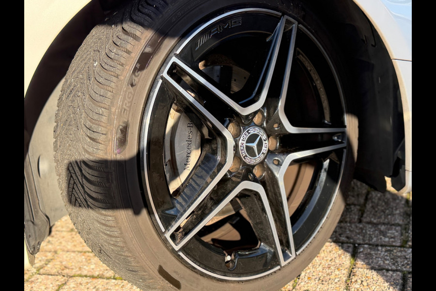 Mercedes-Benz C-Klasse 180 Premium Pack 2019 AUT PANO FULL!
