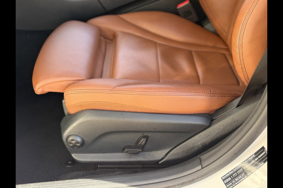 Mercedes-Benz C-Klasse 180 Premium Pack 2019 AUT PANO FULL!