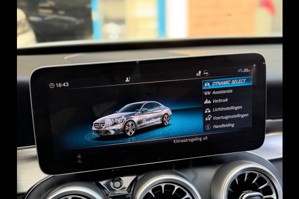 Mercedes-Benz C-Klasse 180 Premium Pack 2019 AUT PANO FULL!