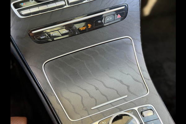Mercedes-Benz C-Klasse 180 Premium Pack 2019 AUT PANO FULL!