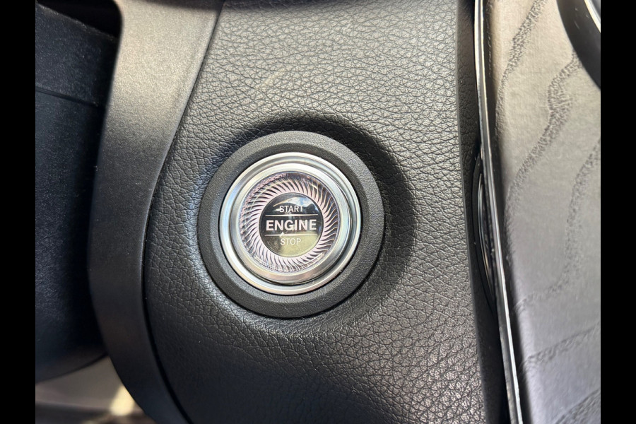 Mercedes-Benz C-Klasse 180 Premium Pack 2019 AUT PANO FULL!
